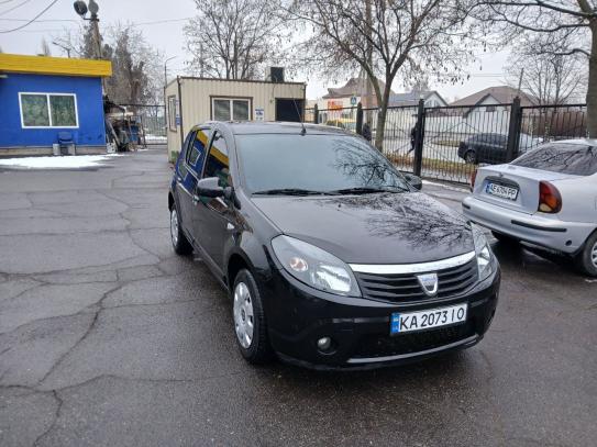 Dacia Sandero
                         2010г. в рассрочку