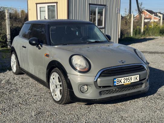 Mini Cooper 2015р. у розстрочку