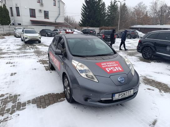 Nissan Leaf                            2014г. в рассрочку