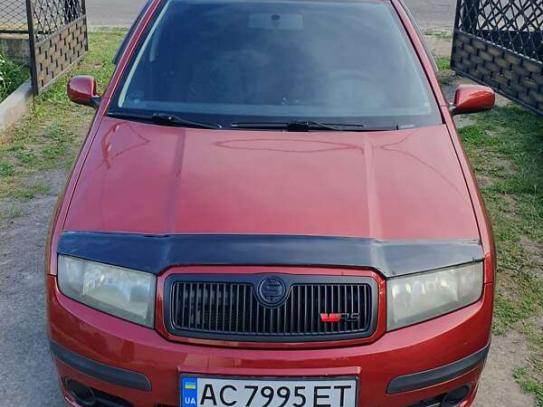 Skoda Fabia                           2007г. в рассрочку
