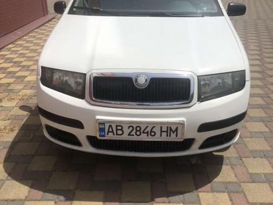 Skoda Fabia                           2001г. в рассрочку