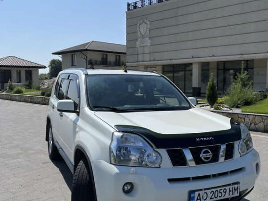 Nissan X-trail                         2010г. в рассрочку