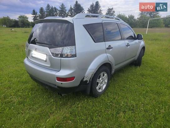 Mitsubishi Outlander xl 2007г. в рассрочку