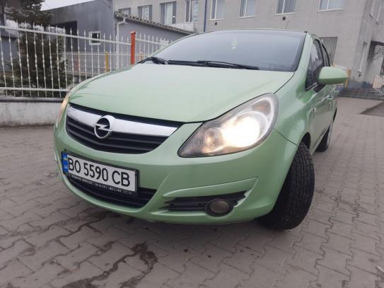 Opel Corsa                           2010г. в рассрочку