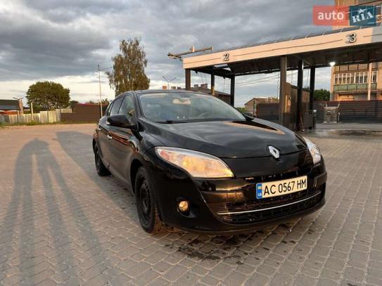 Renault Megane                          2010г. в рассрочку