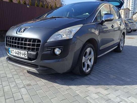 Peugeot 3008
                            2012г. в рассрочку