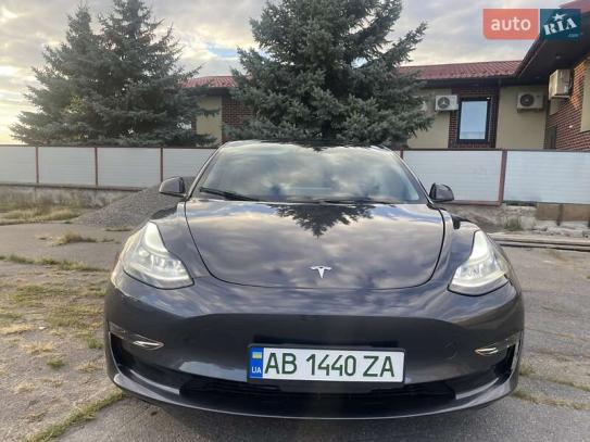Tesla Model 3
                         2023г. в рассрочку