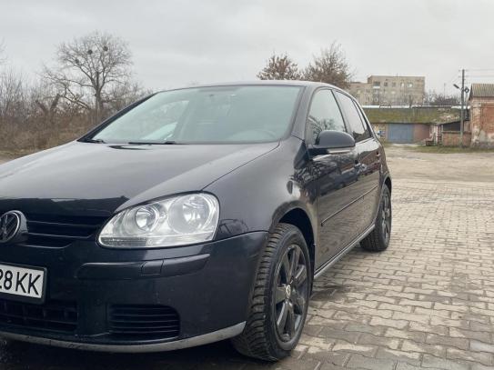 Volkswagen Golf                            2007г. в рассрочку