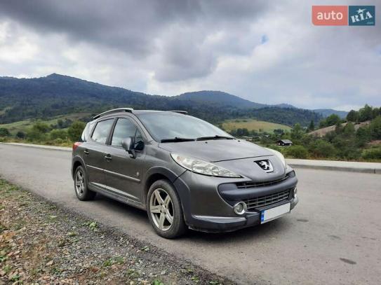 Peugeot 207 2009г. в рассрочку