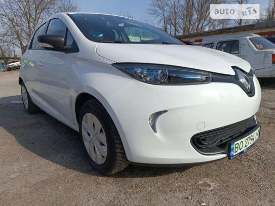 Renault Zoe 2019г. в рассрочку