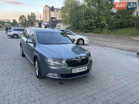 Skoda Superb
                          2010г. в рассрочку