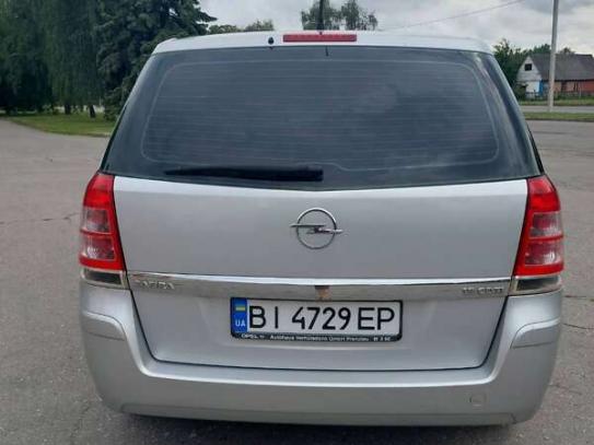 Opel Zafira
                          2009г. в рассрочку