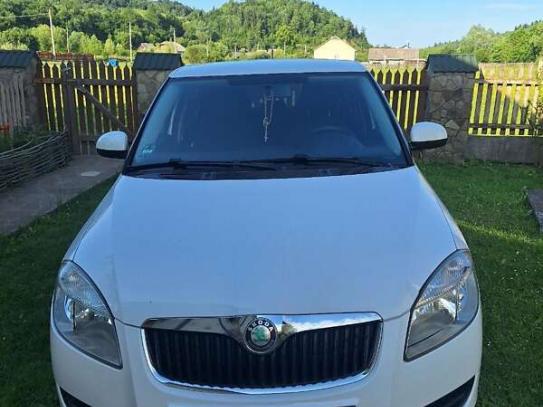 Skoda Fabia 2008р. у розстрочку