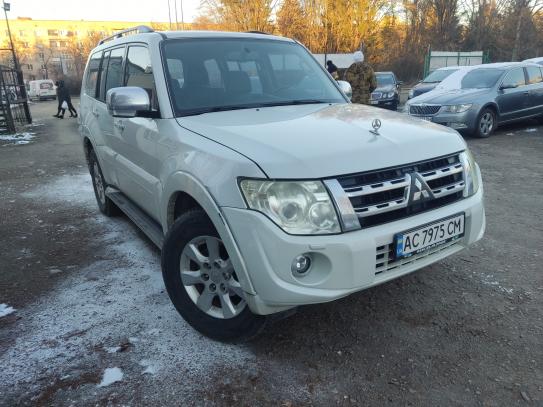 Mitsubishi Pajero                          2013г. в рассрочку