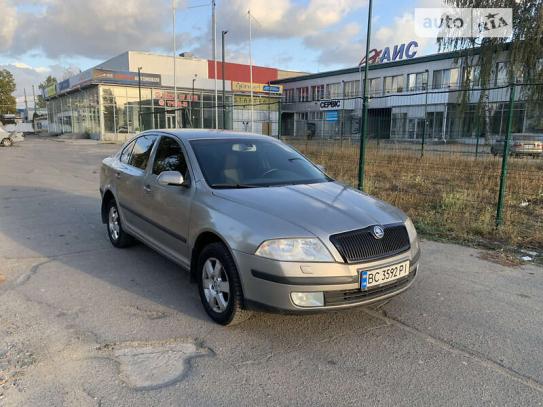 Skoda Octavia 2008р. у розстрочку