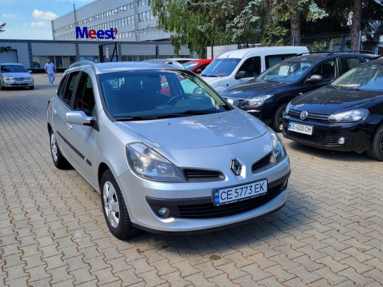 Renault Clio 2008р. у розстрочку