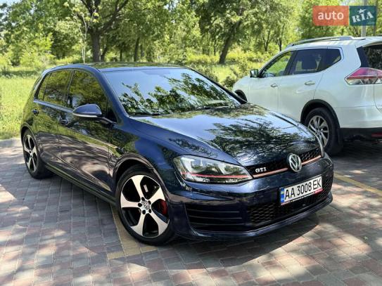 Volkswagen Golf                            2015г. в рассрочку
