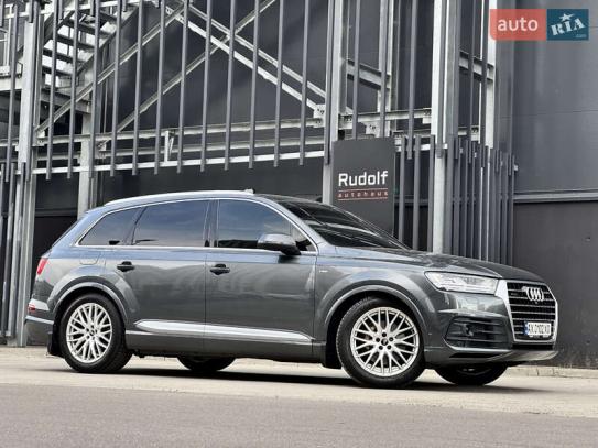 Audi Q7                              2015г. в рассрочку