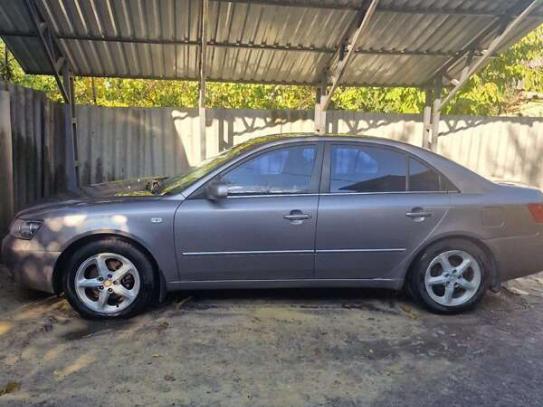 Hyundai Sonata 2006р. у розстрочку