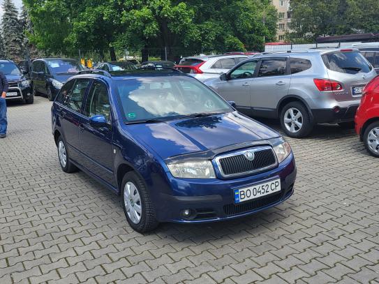 Skoda Fabia                           2007г. в рассрочку