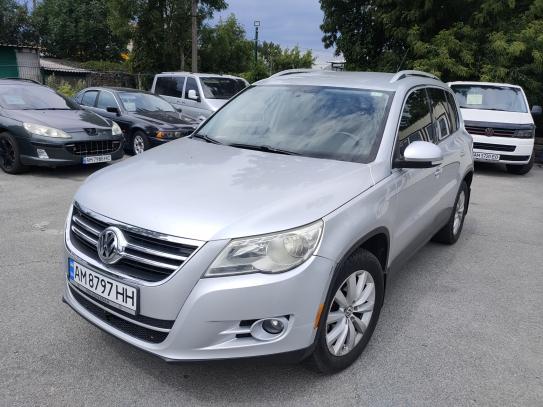Volkswagen Tiguan
                          2011г. в рассрочку