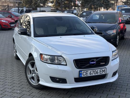 Volvo V50                             2010г. в рассрочку