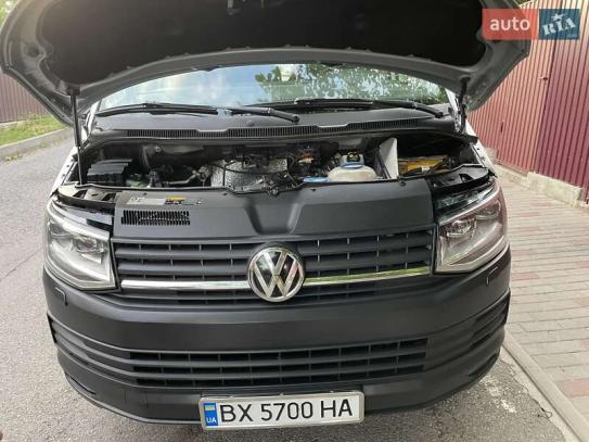 Volkswagen Transporter                     2017г. в рассрочку