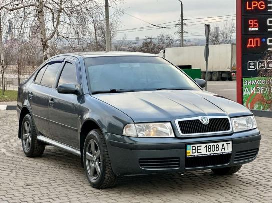 Skoda Octavia tour                    2006г. в рассрочку