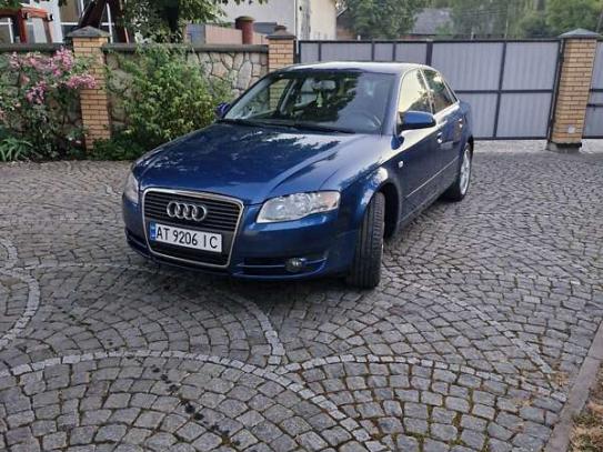 Audi A4                              2007г. в рассрочку