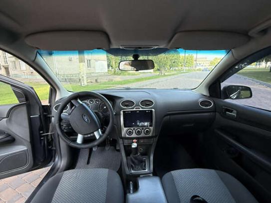 Ford Focus
                           2006г. в рассрочку