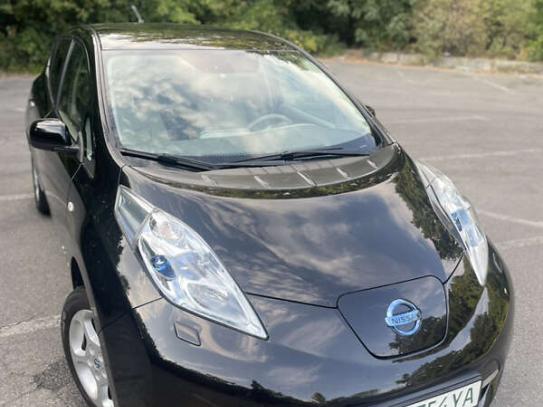 Nissan Leaf 2012г. в рассрочку