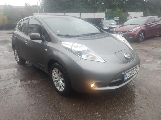 Nissan Leaf 2014г. в рассрочку