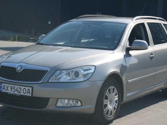 Skoda Octavia                         2009г. в рассрочку