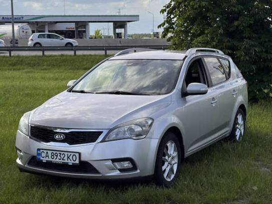 Kia Ceed                            2010г. в рассрочку