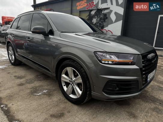 Audi Q7
                              2017г. в рассрочку