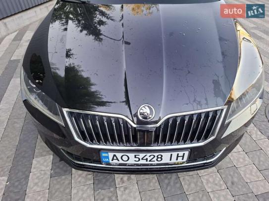 Skoda Superb                          2018г. в рассрочку