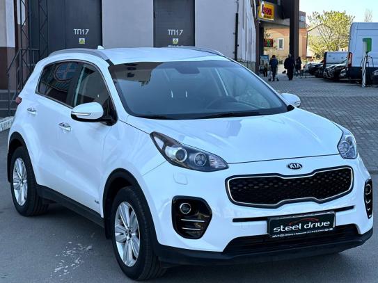 Kia Sportage
                        2016г. в рассрочку