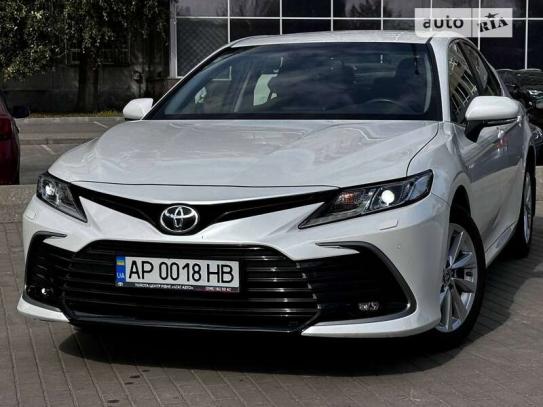 Toyota Camry
                           2021г. в рассрочку