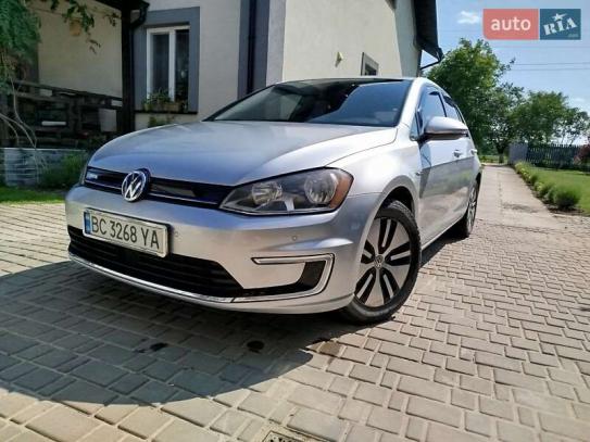 Volkswagen E-golf                          2016г. в рассрочку