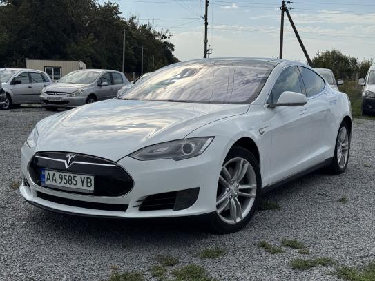 Tesla Model s 2013р. у розстрочку