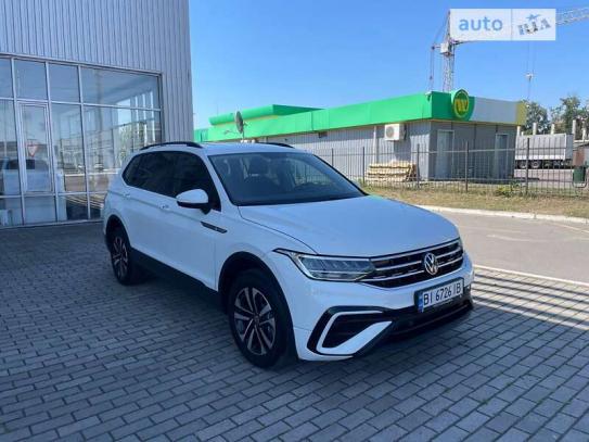 Volkswagen Tiguan 2022р. у розстрочку