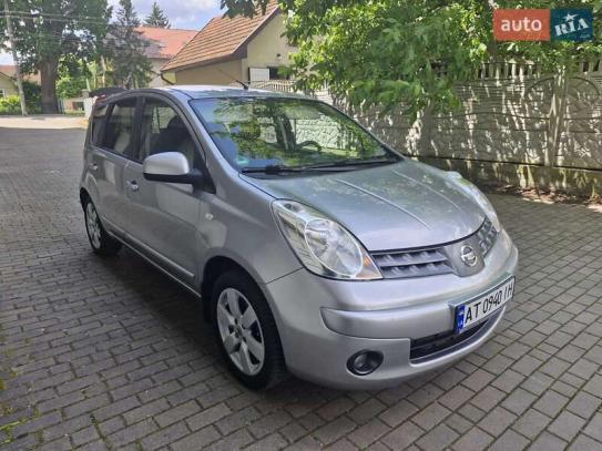 Nissan Note                            2007г. в рассрочку