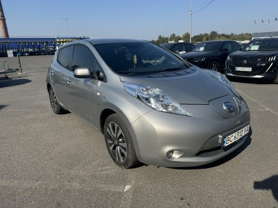 Nissan Leaf 2014р. у розстрочку