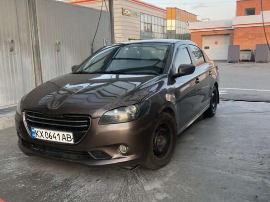 Peugeot 301                             2013г. в рассрочку