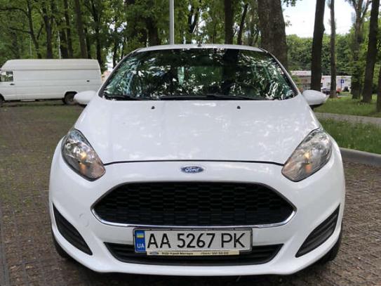 Ford Fiesta
                          2016г. в рассрочку