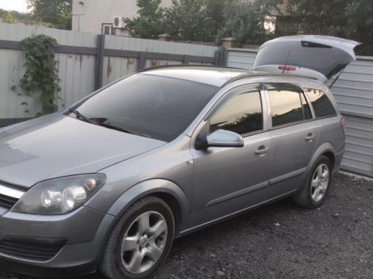 Opel Astra                           2006г. в рассрочку