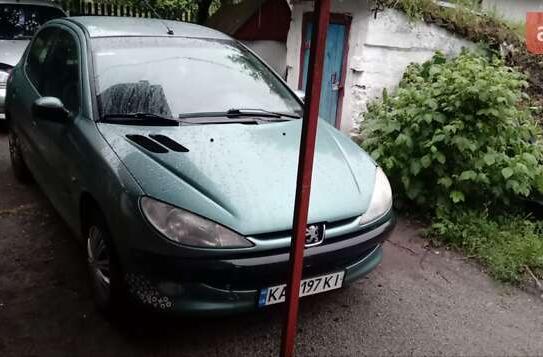 Peugeot 206                             2001г. в рассрочку