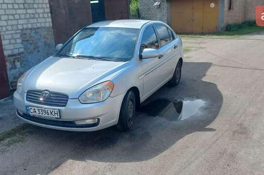 Hyundai Accent                          2007г. в рассрочку