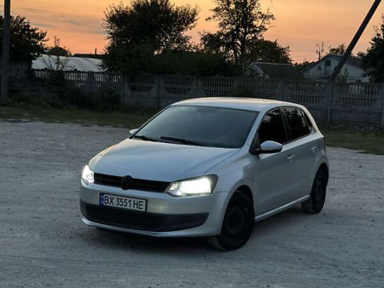 Volkswagen Polo 2010р. у розстрочку