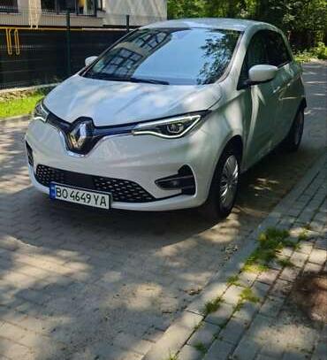 Renault Zoe                             2021г. в рассрочку